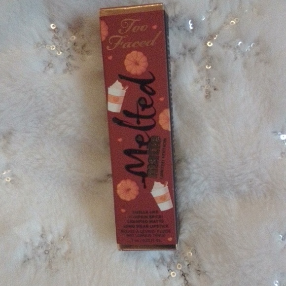 🍁Too Faced Cosmetics "Pumpkin Spiced Latte" Meled Matte Lipstick ( L. E.) - Picture 3 of 5